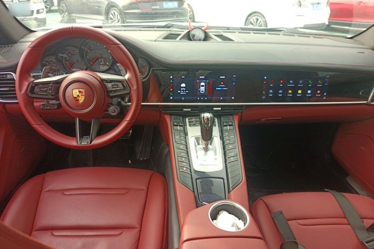 Used Porsche Panamera 2010 Panamera 4 3.6L Center Console