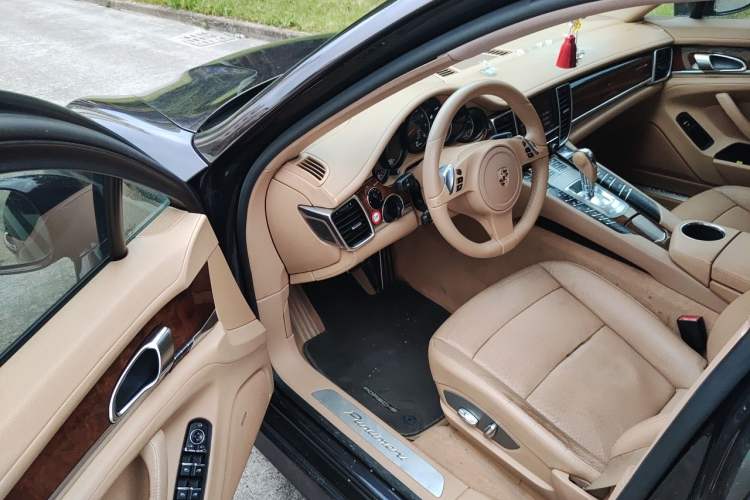 Used Porsche Panamera 2010 Panamera 3.6L Driver Seat
