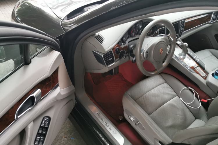 Used Porsche Panamera 2010 Panamera 4 3.6L Driver Seat