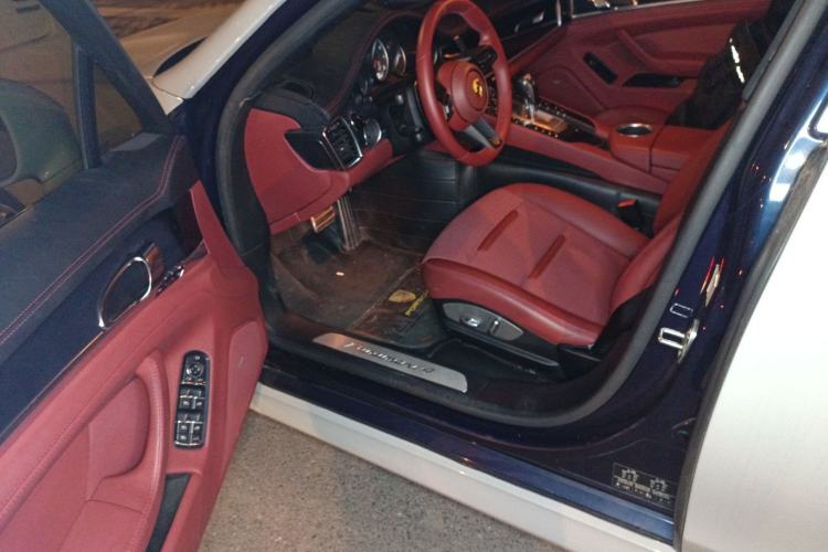 Used Porsche Panamera 2010 Panamera 4 3.6L Driver Seat