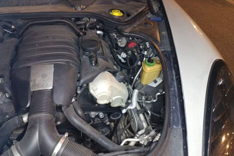 Used Porsche Panamera 2010 Panamera 4 3.6L Engine Bay Left