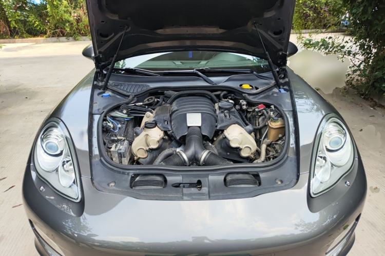 Used Porsche Panamera 2010 Panamera 4 3.6L Engine Bay