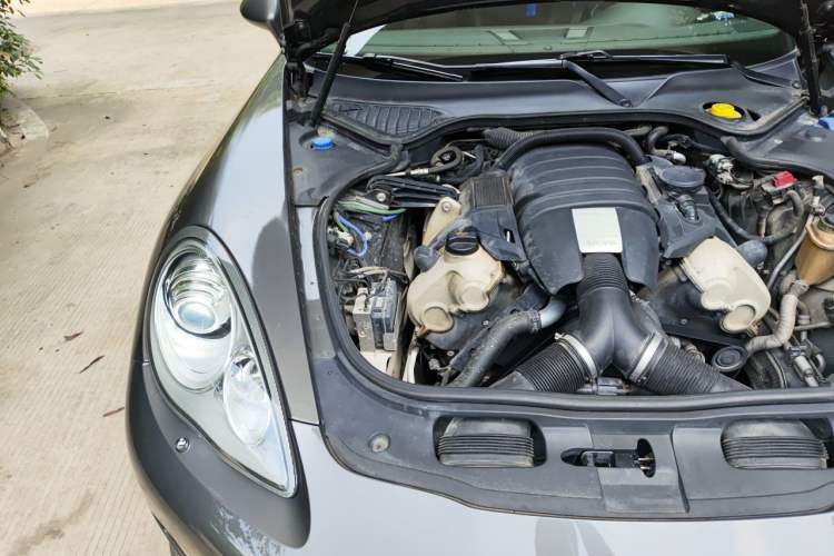 Used Porsche Panamera 2010 Panamera 4 3.6L Engine Bay Right