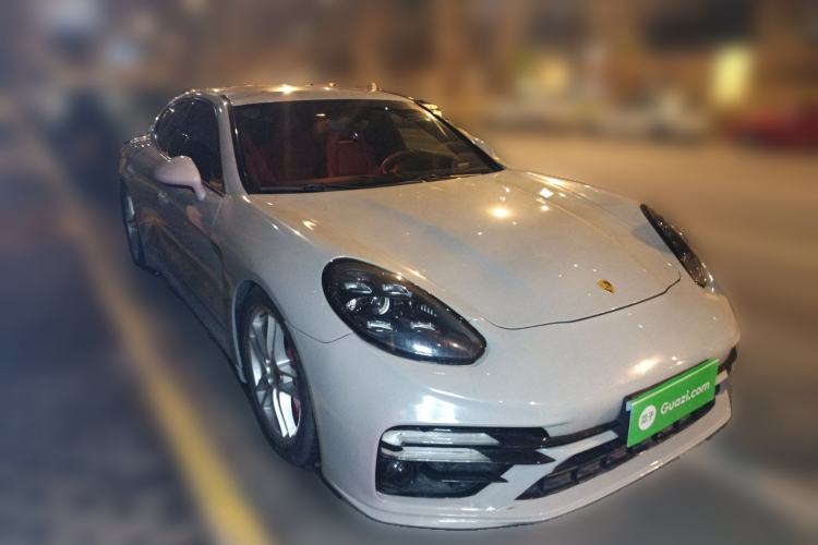 Used Porsche Panamera 2010 Panamera 4 3.6L Front Right 45 Deg