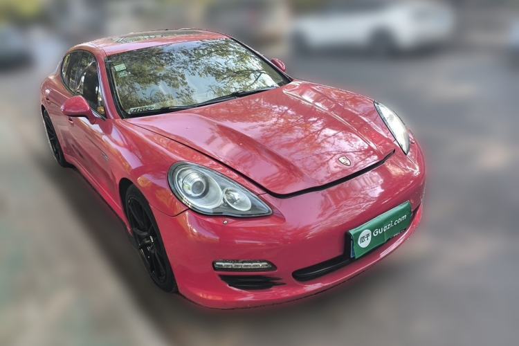Used Porsche Panamera 2010 Panamera 4 3.6L Front Right 45 Deg