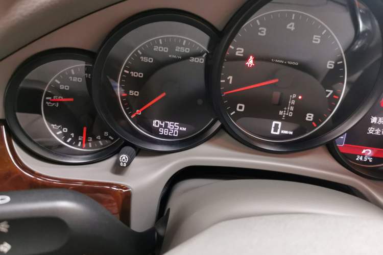 Used Porsche Panamera 2010 Panamera 4 3.6L Odometer Close Up