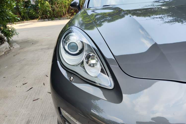 Used Porsche Panamera 2010 Panamera 4 3.6L Right Front Headlight