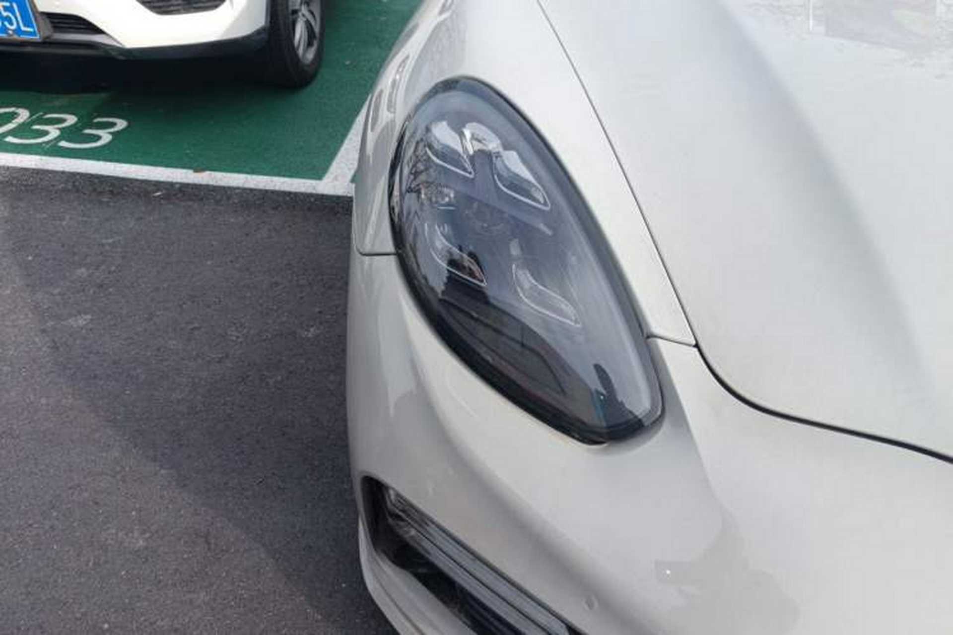 Used Porsche Panamera 2010 Panamera 4 3.6L Right Front Headlight