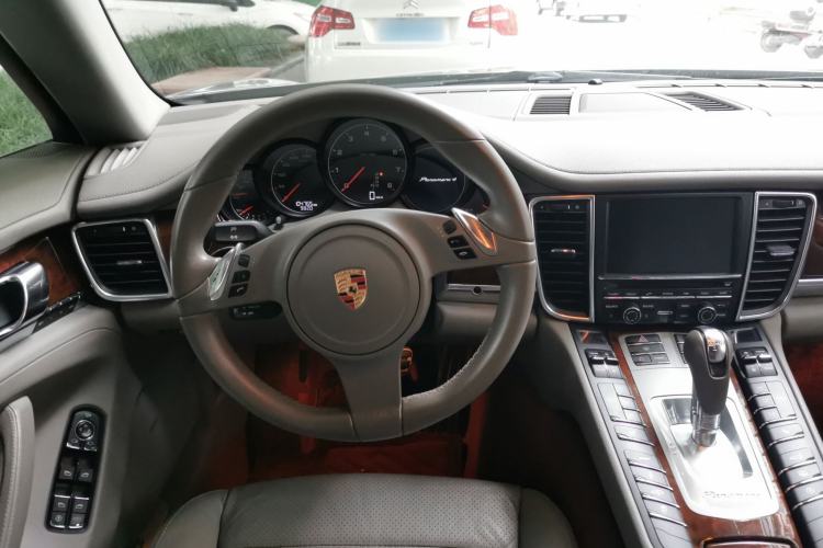 Used Porsche Panamera 2010 Panamera 4 3.6L Steering Wheel