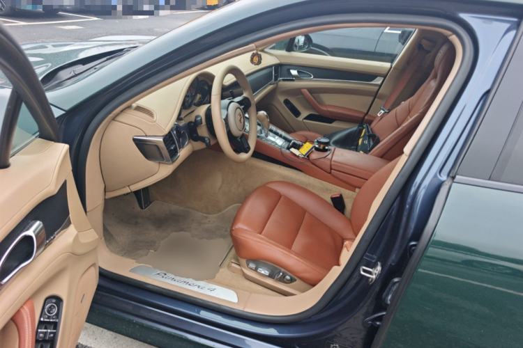 Used Porsche Panamera 2010 Panamera 4 3.6L Driver Seat