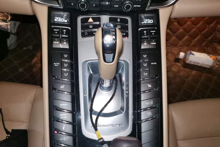 Used Porsche Panamera 2010 Panamera 4 3.6L Gear Lever