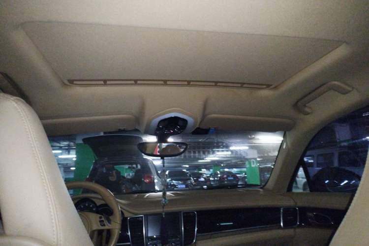 Used Porsche Panamera 2010 Panamera 4 3.6L Headliner