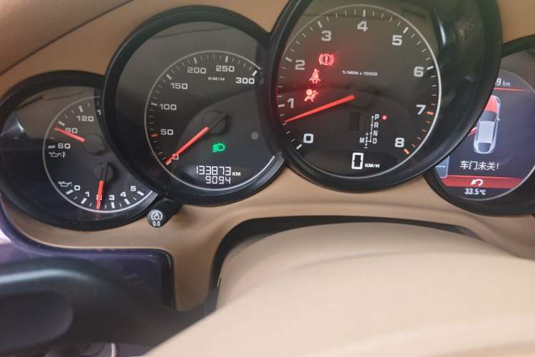 Used Porsche Panamera 2010 Panamera 4 3.6L Odometer Close Up