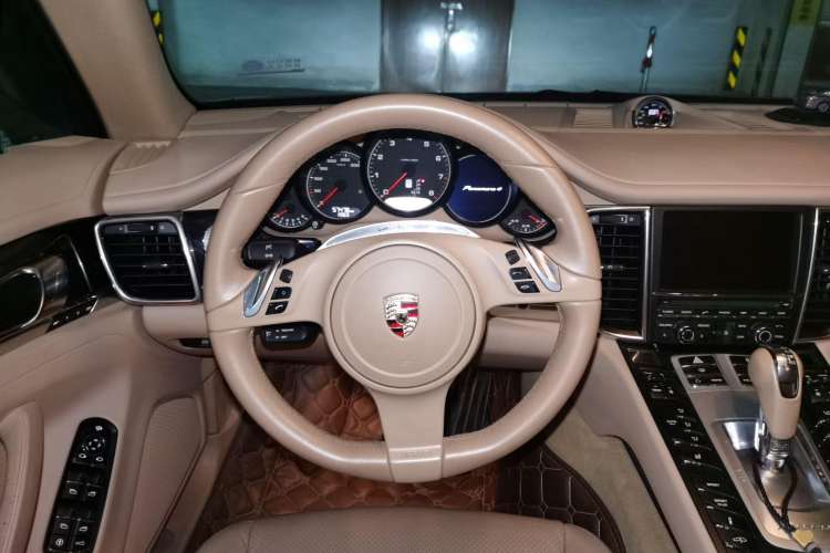 Used Porsche Panamera 2010 Panamera 4 3.6L Steering Wheel
