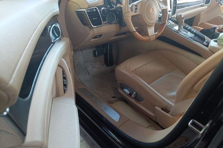 Used Porsche Panamera 2010 Panamera 3.6L Driver Seat