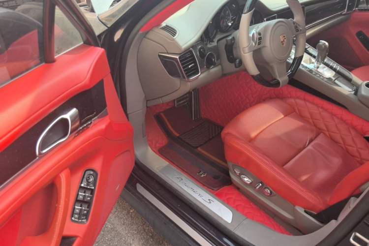 Used Porsche Panamera 2010 Panamera S 4.8L Driver Seat
