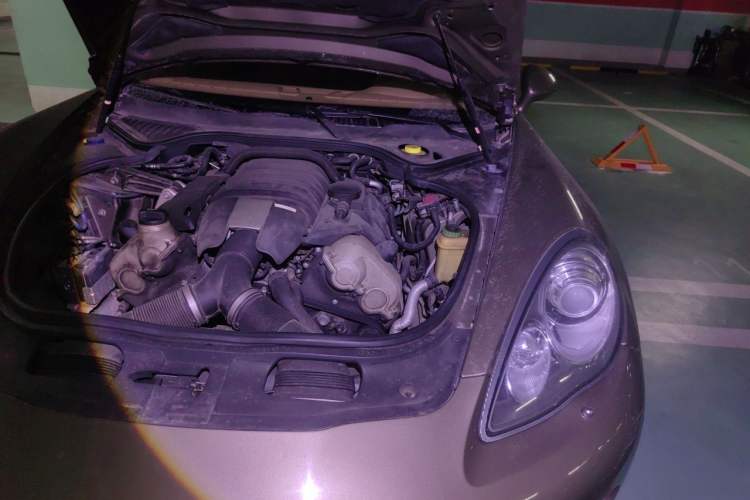 Used Porsche Panamera 2010 Panamera 4 3.6L Engine Bay Left