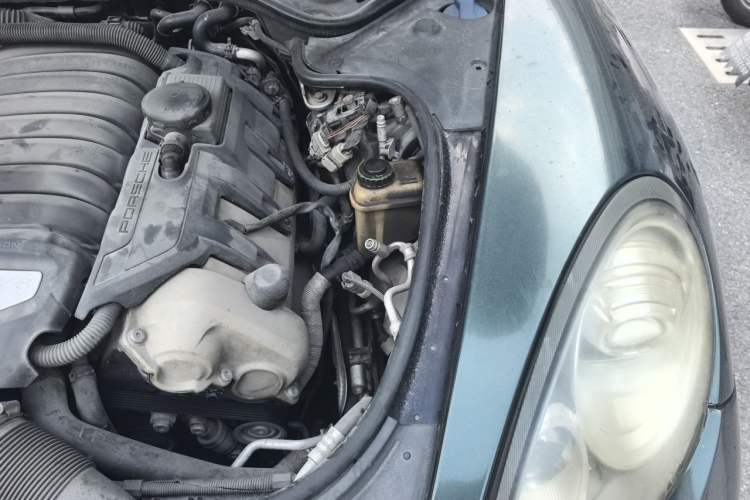 Used Porsche Panamera 2010 Panamera S 4.8L Engine Bay Left