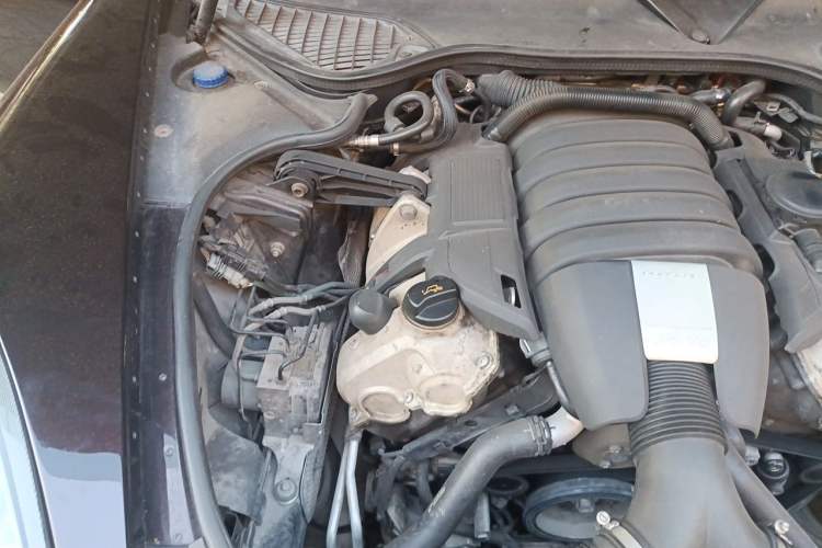 Used Porsche Panamera 2010 Panamera 3.6L Engine Bay Right