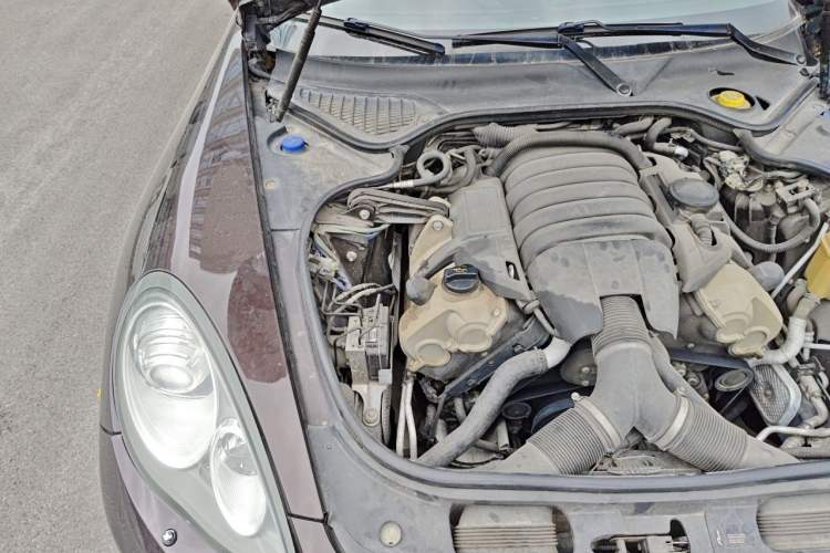 Used Porsche Panamera 2010 Panamera 4 3.6L Engine Bay Right
