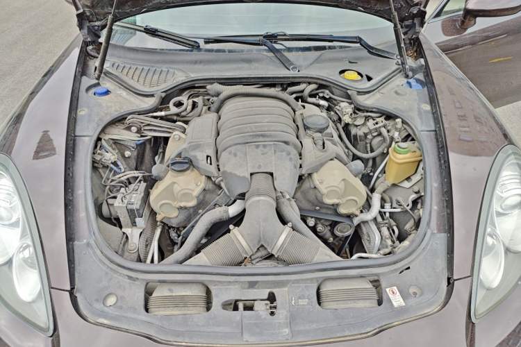Used Porsche Panamera 2010 Panamera 4 3.6L Engine Bay