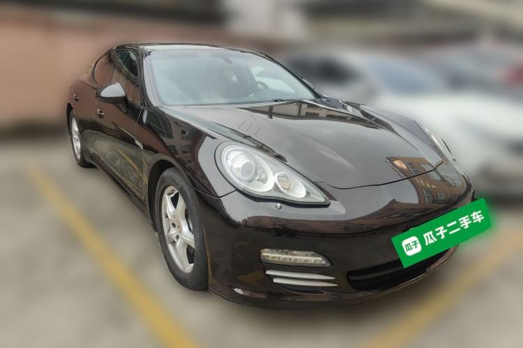 Used Porsche Panamera 2010 Panamera 4 3.6L Front Right 45 Deg