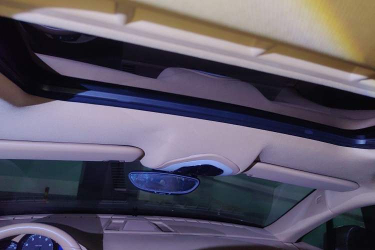 Used Porsche Panamera 2010 Panamera 4 3.6L Headliner