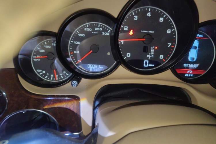 Used Porsche Panamera 2010 Panamera 4 3.6L Odometer Close Up
