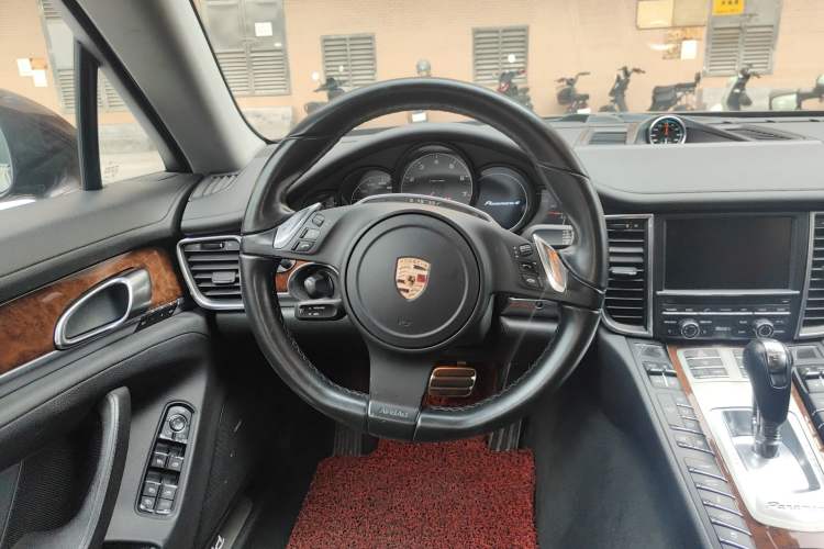 Used Porsche Panamera 2010 Panamera 4 3.6L Steering Wheel