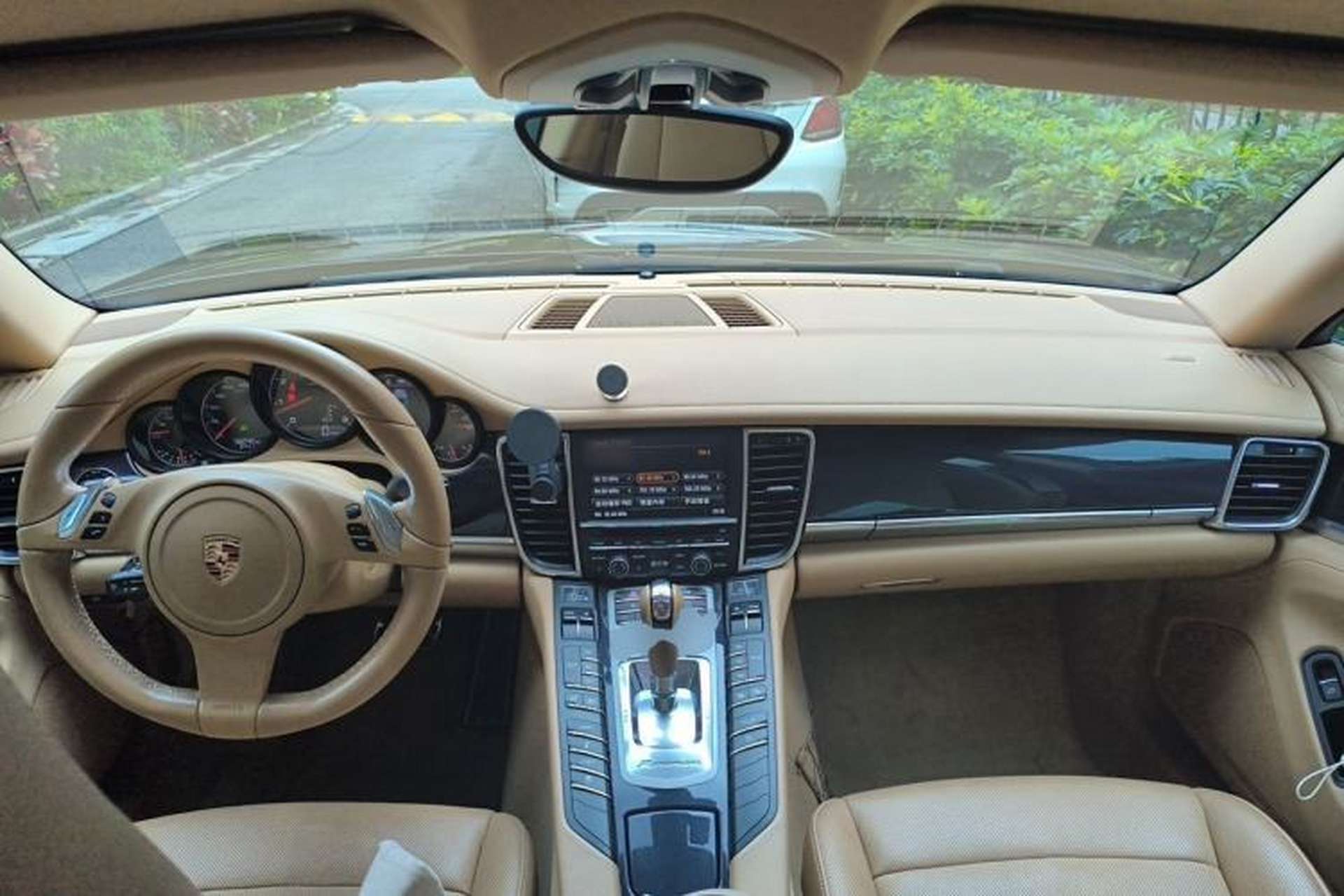 Used Porsche Panamera 2010 Panamera 3.6L Center Console
