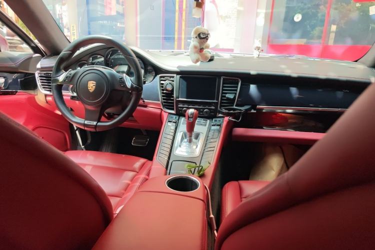 Used Porsche Panamera 2010 Panamera 3.6L Center Console