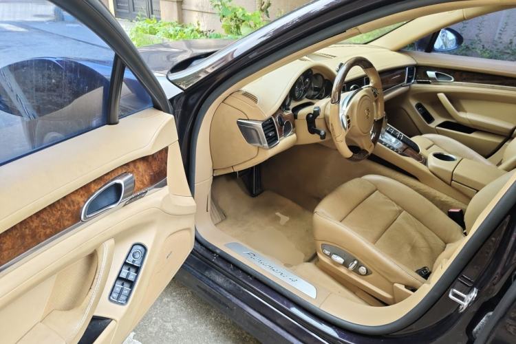 Used Porsche Panamera 2010 Panamera 4 3.6L Driver Seat