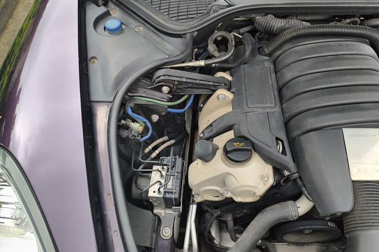 Used Porsche Panamera 2010 Panamera 3.6L Engine Bay Right