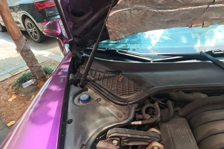 Used Porsche Panamera 2010 Panamera 3.6L Engine Bay Right