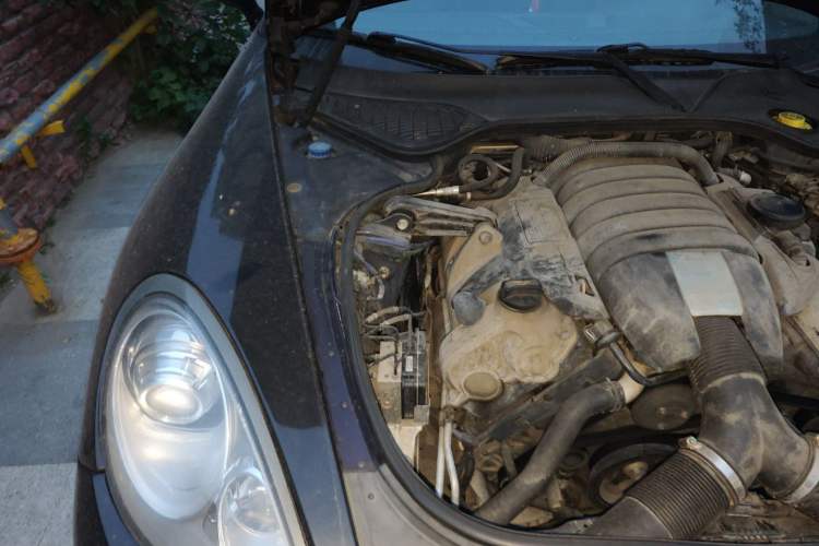 Used Porsche Panamera 2010 Panamera 3.6L Engine Bay Right