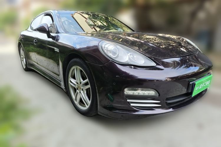 Used Porsche Panamera 2010 Panamera 4 3.6L Front Right 45 Deg