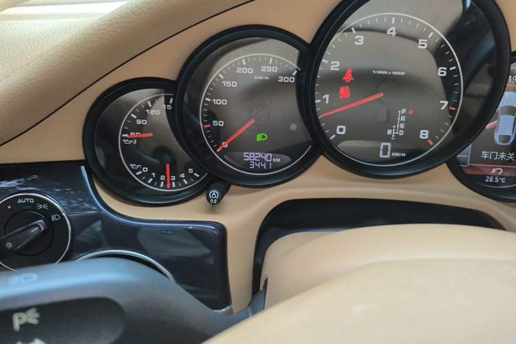 Used Porsche Panamera 2010 Panamera 3.6L Odometer Close Up