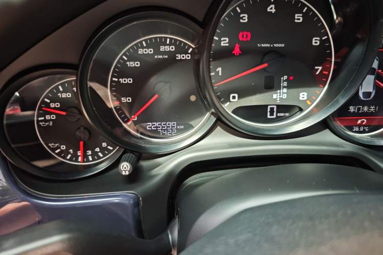 Used Porsche Panamera 2010 Panamera 3.6L Odometer Close Up