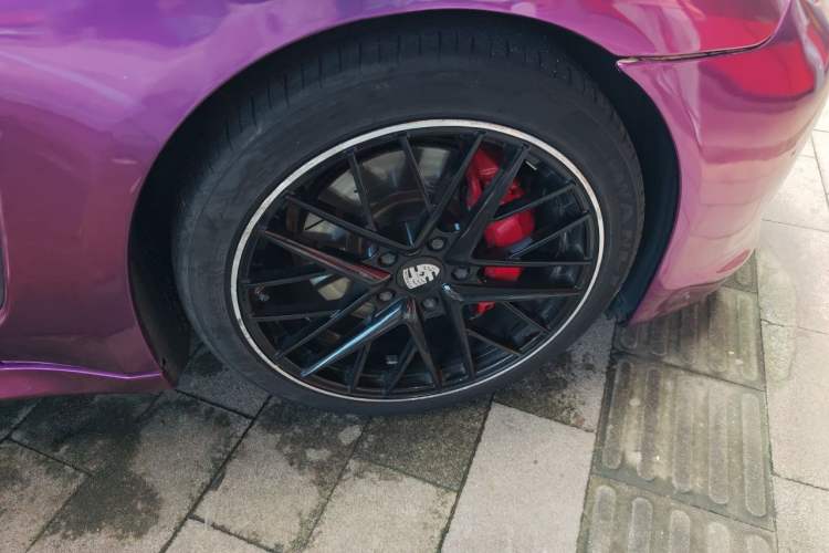 Used Porsche Panamera 2010 Panamera 3.6L Right Front Wheel Hub
