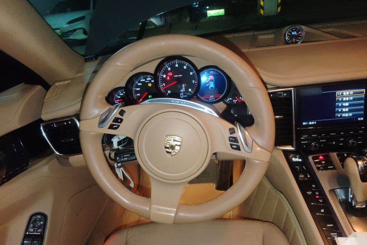 Used Porsche Panamera 2010 Panamera 4 3.6L Steering Wheel
