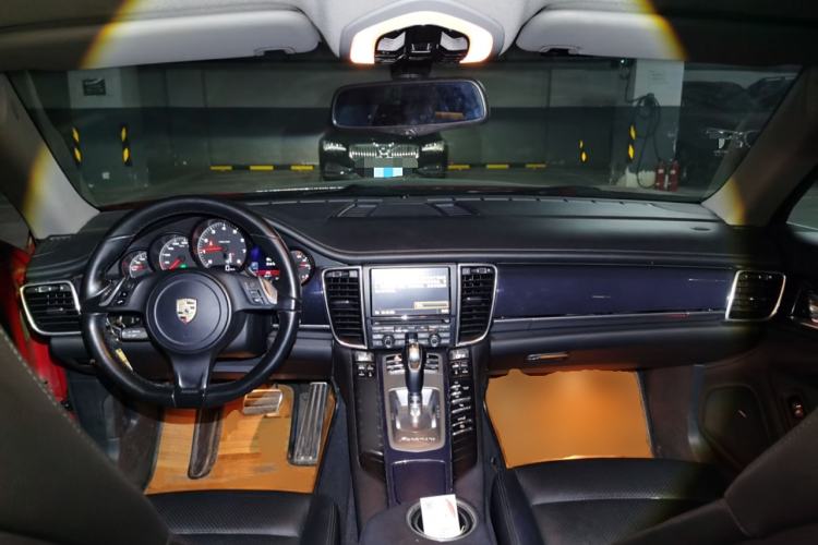 Used Porsche Panamera 2010 Panamera 4 3.6L Center Console