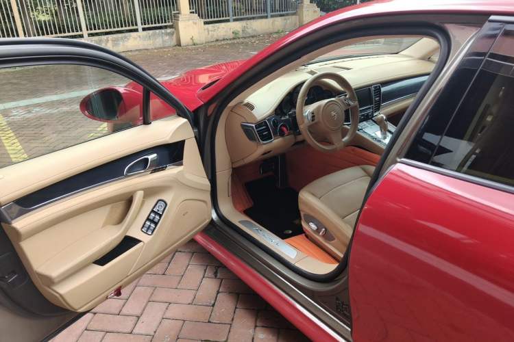 Used Porsche Panamera 2010 Panamera 3.6L Driver Seat