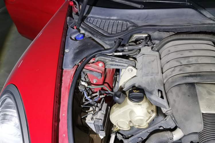 Used Porsche Panamera 2010 Panamera 4 3.6L Engine Bay Right