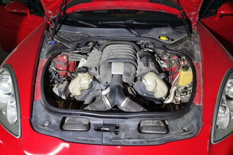 Used Porsche Panamera 2010 Panamera 4 3.6L Engine Bay