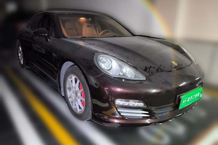 Used Porsche Panamera 2010 Panamera 4 3.6L Front Right 45 Deg