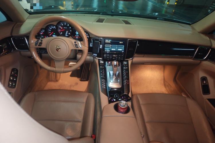Used Porsche Panamera 2010 Panamera 3.6L Center Console