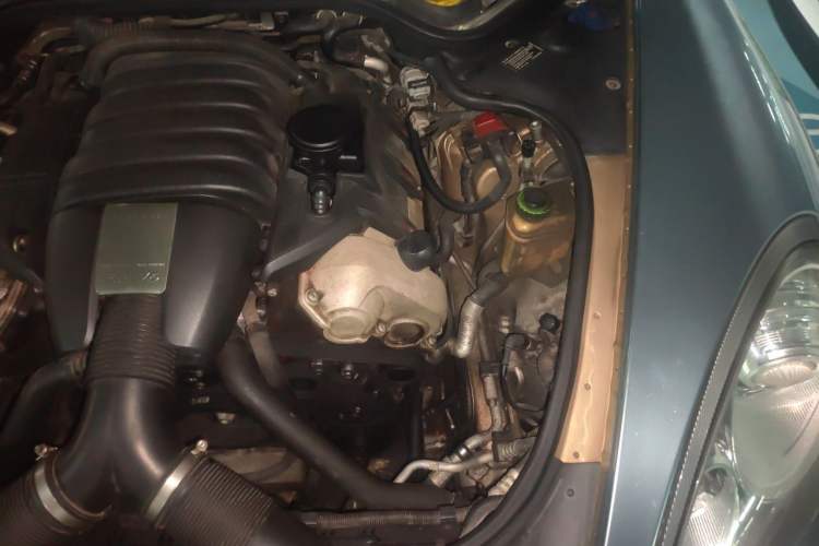 Used Porsche Panamera 2010 Panamera 3.6L Engine Bay Left