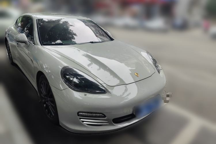 Used Porsche Panamera 2010 Panamera 3.6L Front Right 45 Deg