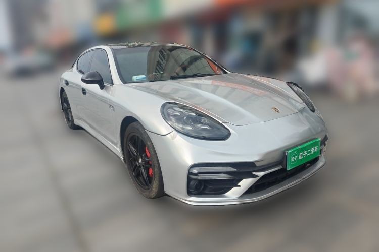 Used Porsche Panamera 2010 Panamera 3.6L Front Right 45 Deg