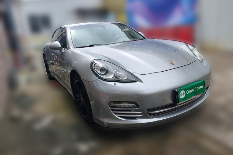 Used Porsche Panamera 2010 Panamera 3.6L Front Right 45 Deg